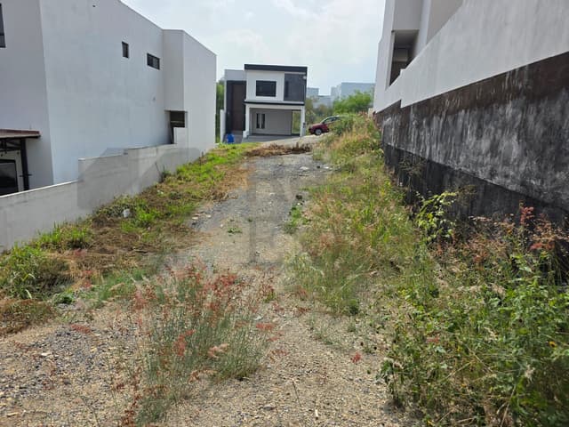 Terrenos en Venta en Alamosur