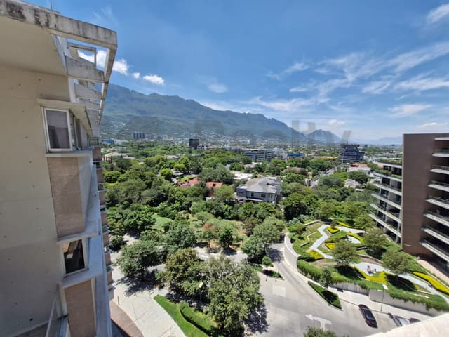 Departamentos en Venta en Punto Central