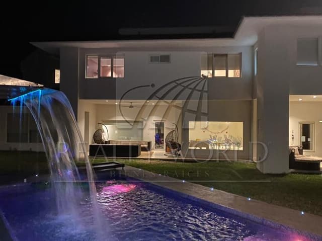 Casas en Venta en Jerónimo Siller