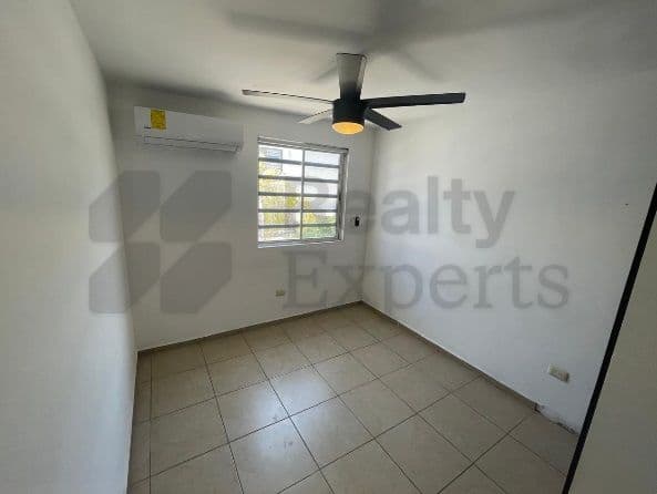 Casas en Renta en CUMBRES SAN AGUSTIN