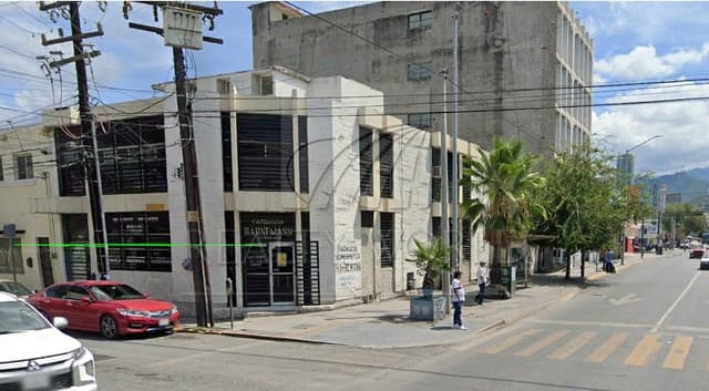 Edificio - Oficinas en Venta en Centro