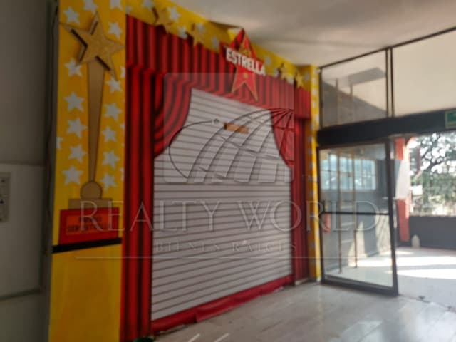 Locales en Venta en Las Puentes Sector 5