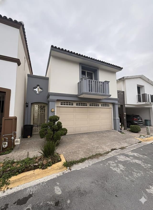 Casas en Venta en Cerradas de Cumbres