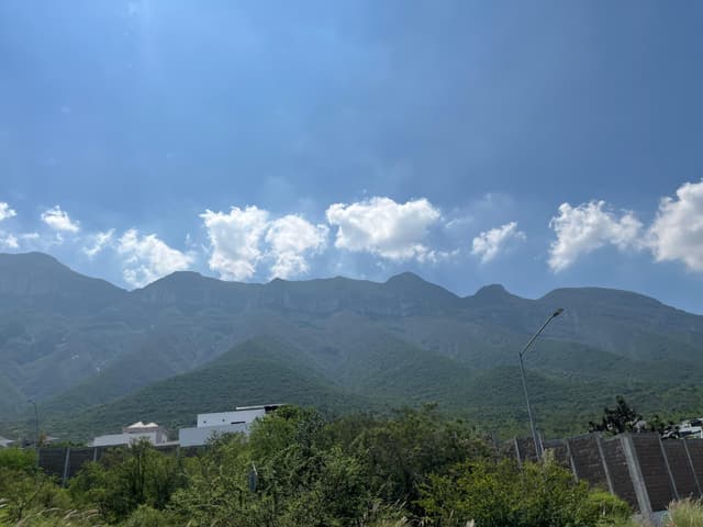 Terrenos en Venta en Cumbres Elite Premier