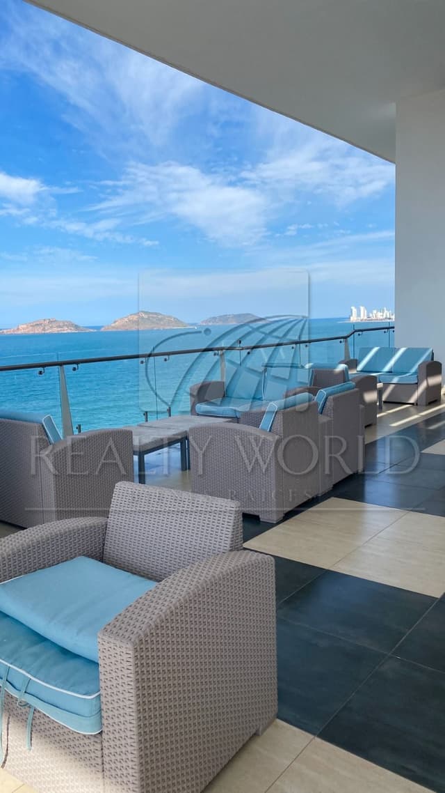 Departamentos en Venta en Los Pinos