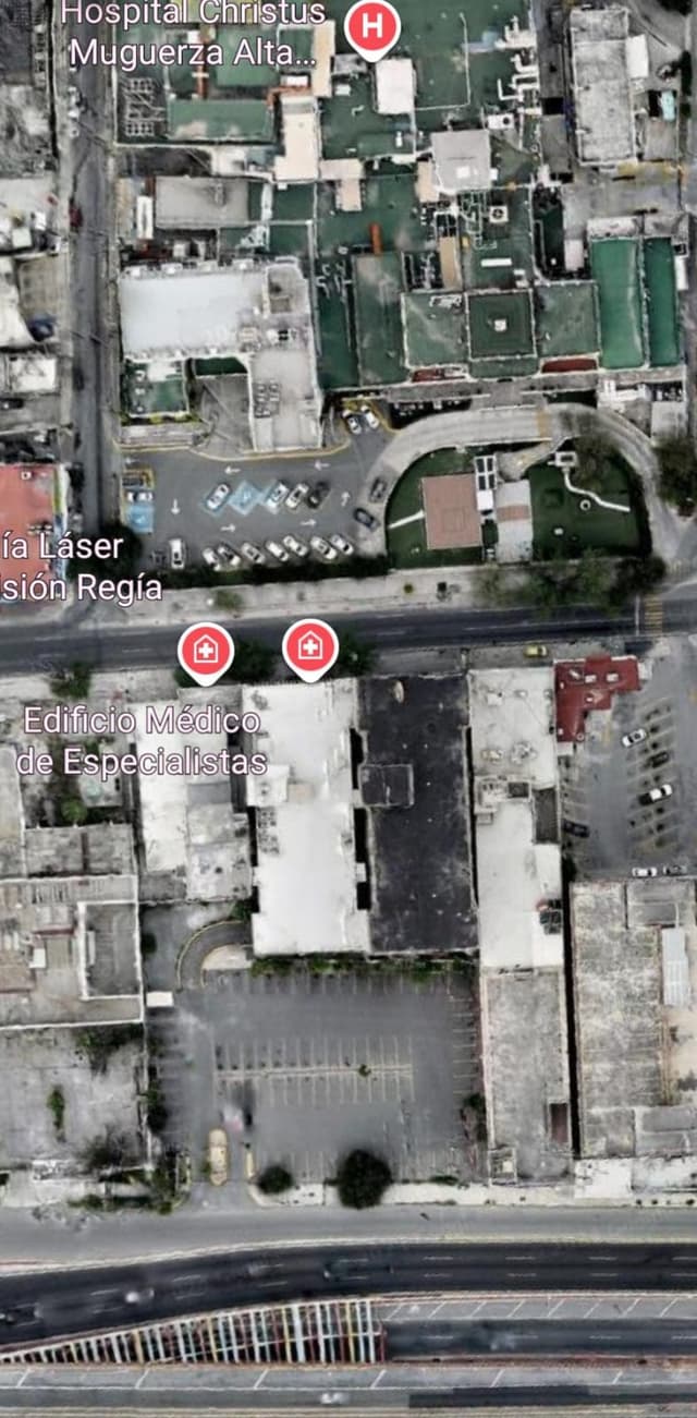 Edificio Mixto en Venta en Obispado