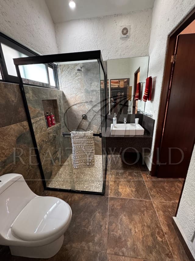 Casas en Venta en Bosques de San Ángel Sector Palmillas