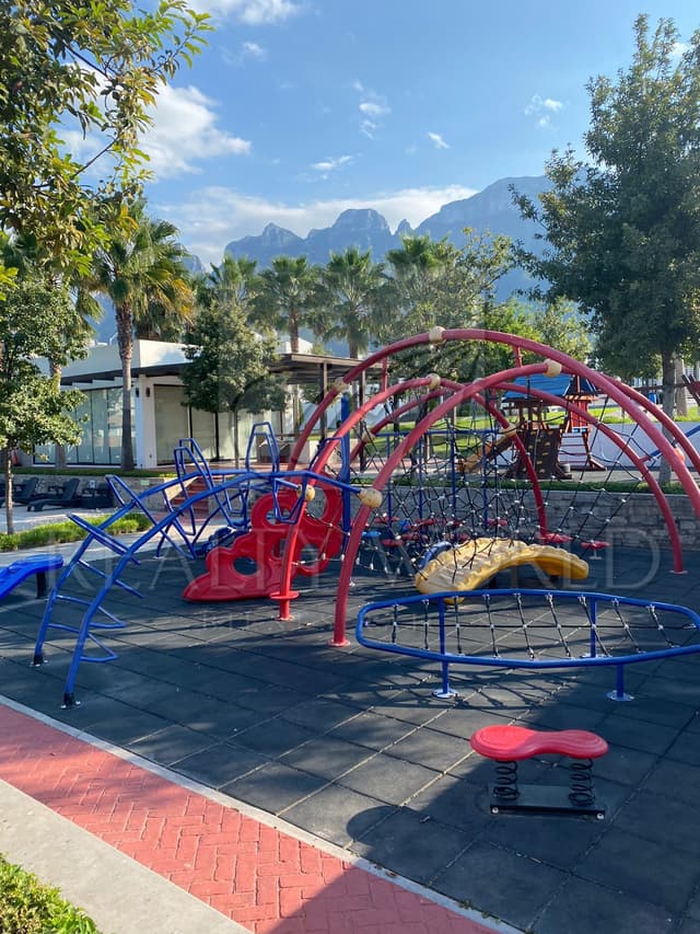 Casas en Renta en Cumbres San Agustín