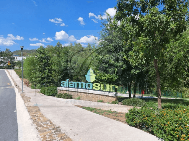 Terrenos en Venta en Álamo Sur