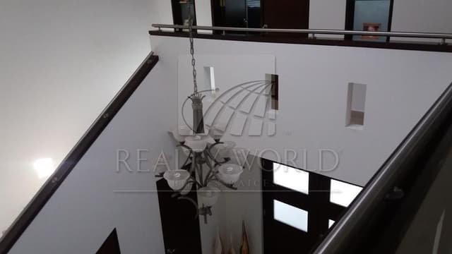 Casas en Venta en Cumbres 6 Sector D