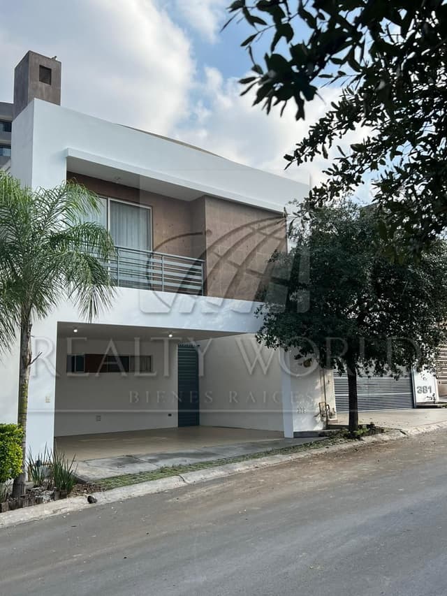 Casas en Renta en Cumbres Madeira