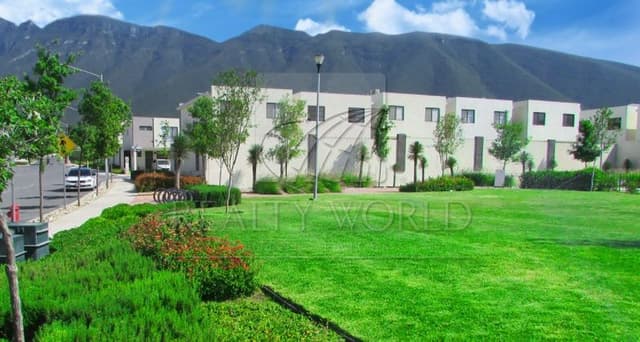 Casas en Venta en Dominio Cumbres