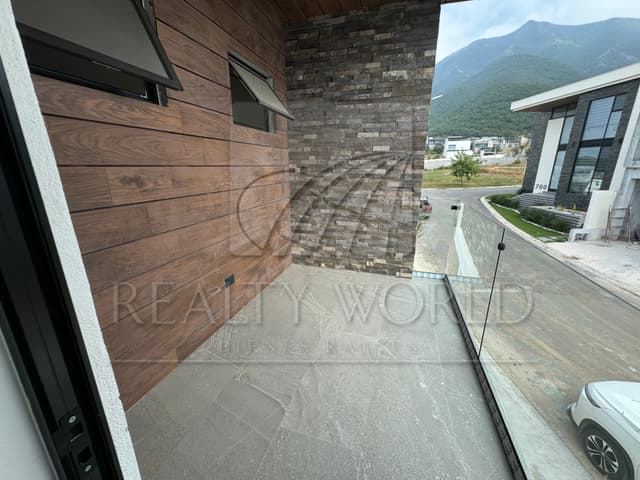 Casas en Venta en Bosques de las Misiones