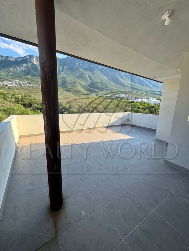 Casas en Venta en Prados de La Sierra