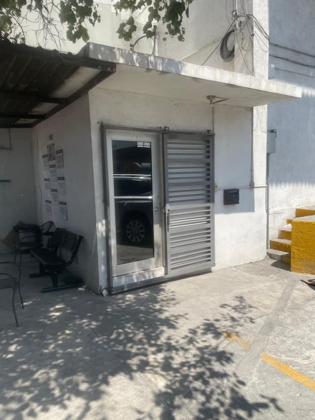 Bodegas en Renta en La Fama