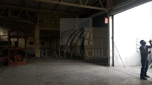 Bodegas en Renta en La Fama