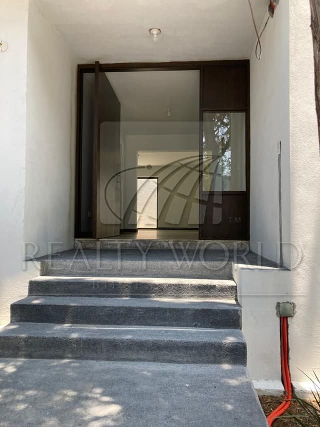 Casas en Venta en Contry la Silla