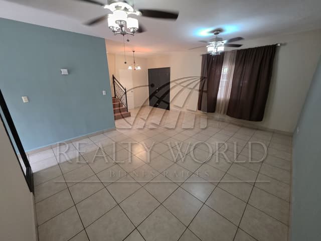 Casas en Venta en fraccionamiento Urbi Montecarlo