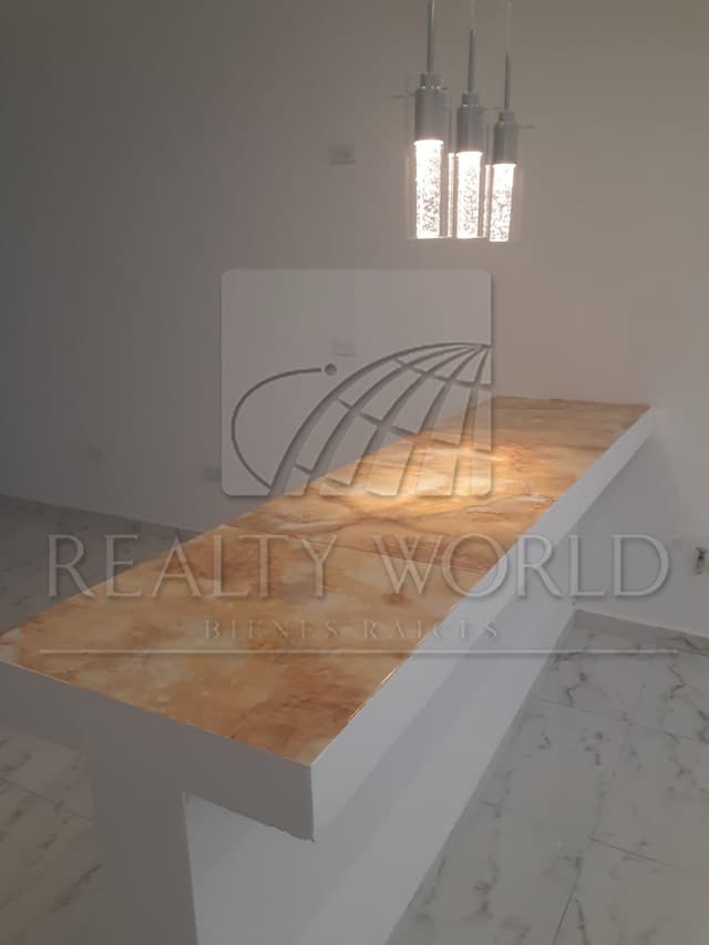 Casas en Venta en Villa de Oriente