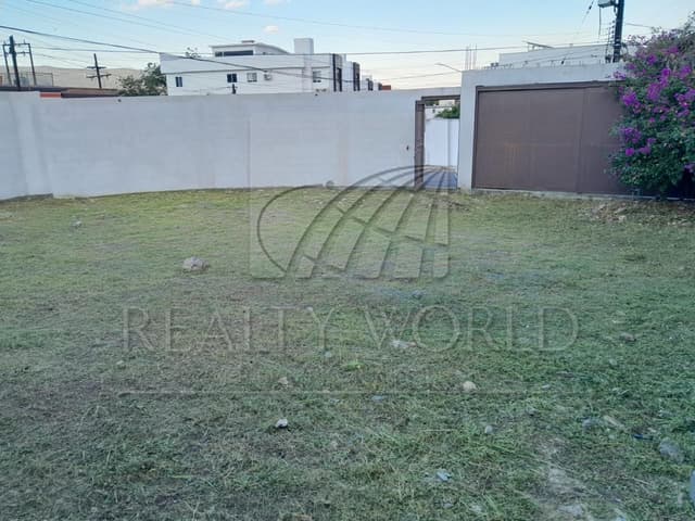 Terrenos en Venta en Cumbres 3 sector