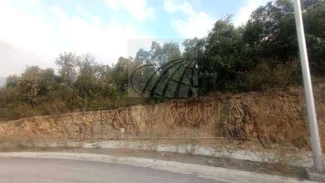 Terrenos en Venta en Sierra Alta 10 Sector