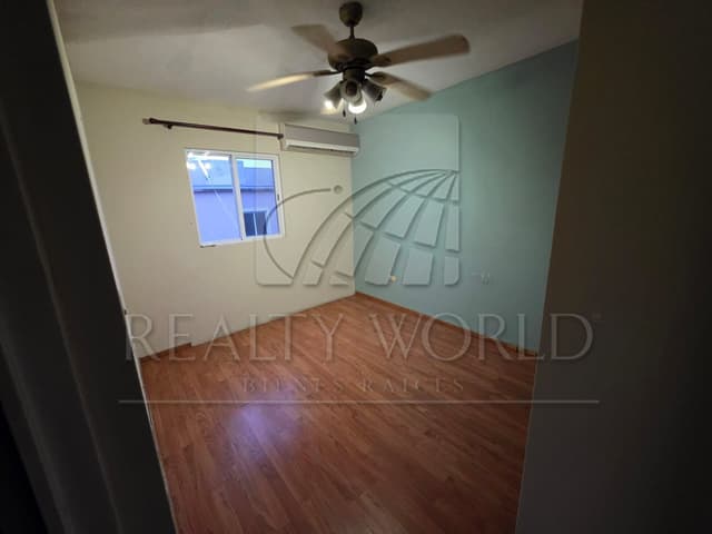 Casas en Venta en fraccionamiento Urbi Montecarlo