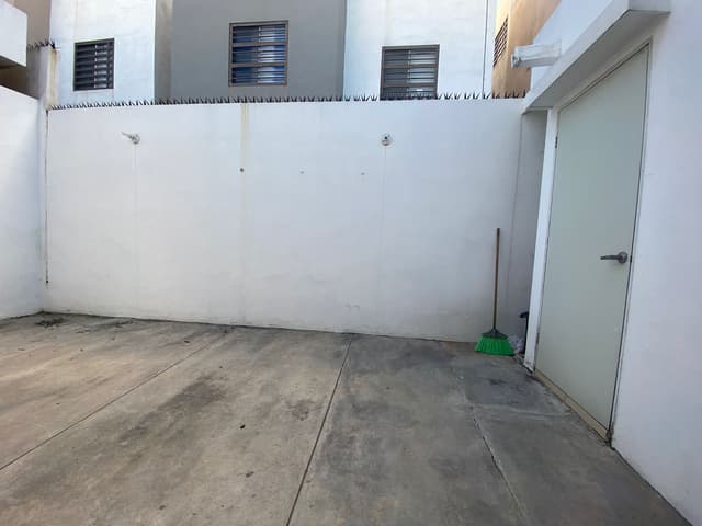 Casas en Renta en Cumbres San Agustín