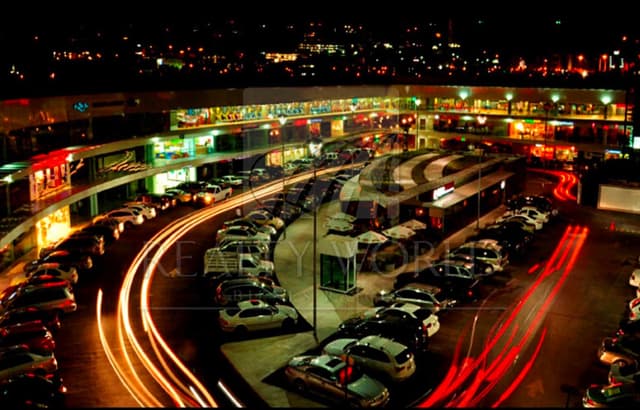 Locales en Renta en Santa Engracia