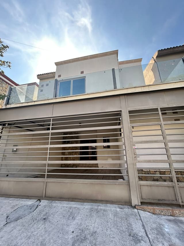 Casas en Renta en Portal de Cumbres