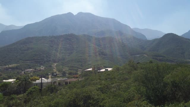 Terrenos en Venta en Hacienda Los Encinos