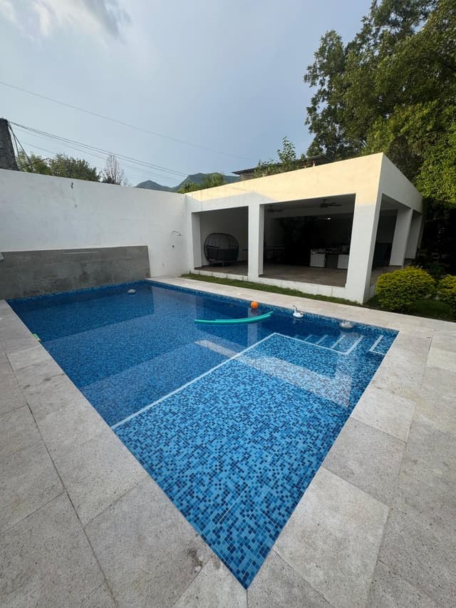 Quintas en Venta en Yerbaniz