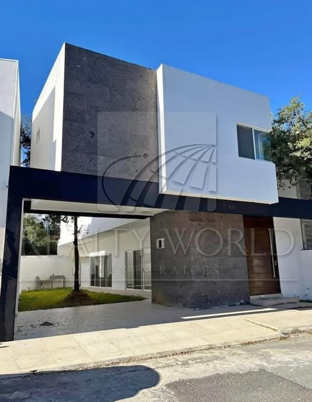 Casas en Venta en Cumbres de Santiago