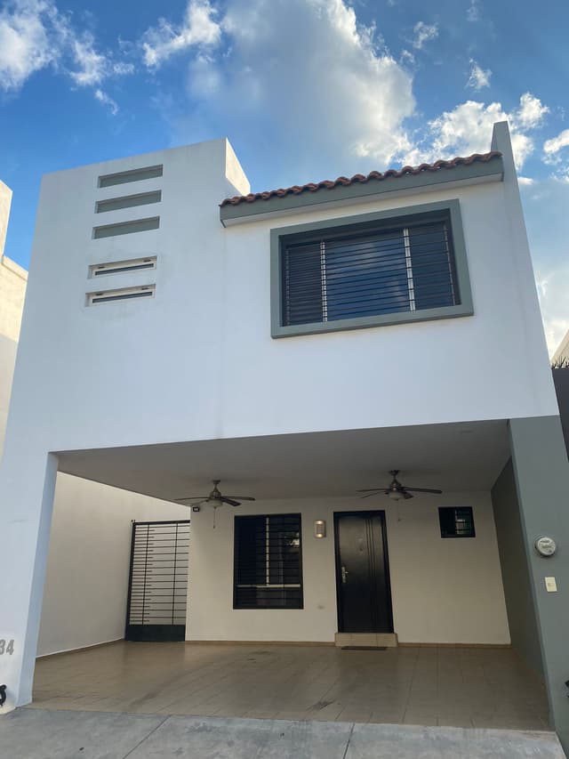 Casas en Renta en Cumbres San Agustín