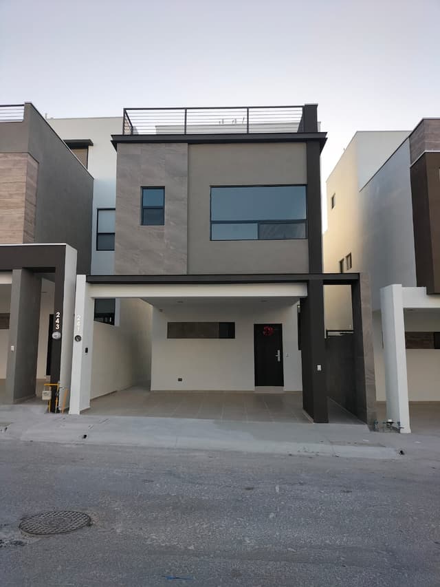 Casas en Renta en Porto Cumbres