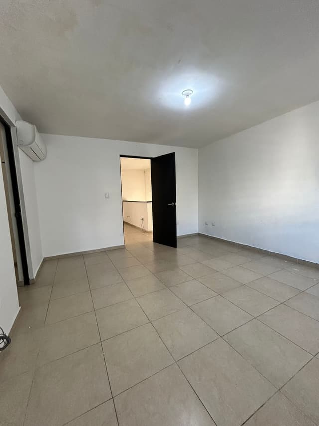 Casas en Renta en Cumbres San Agustín