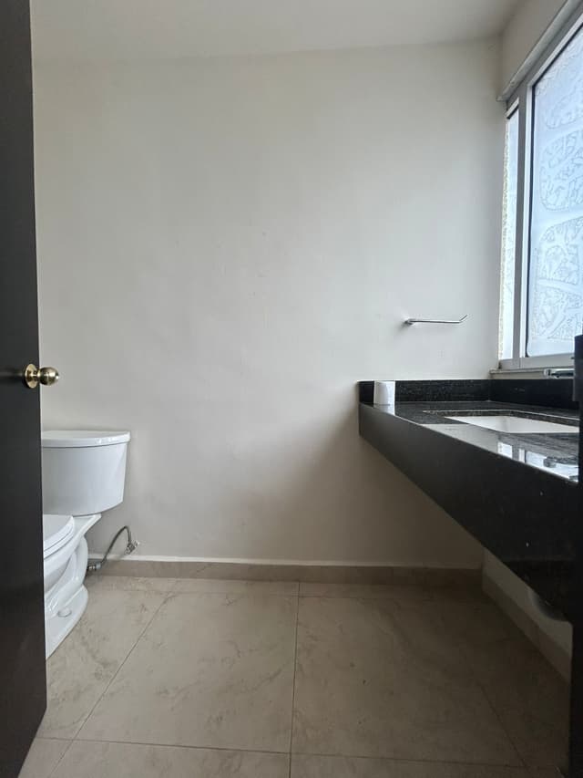 Locales en Venta en Santa Engracia