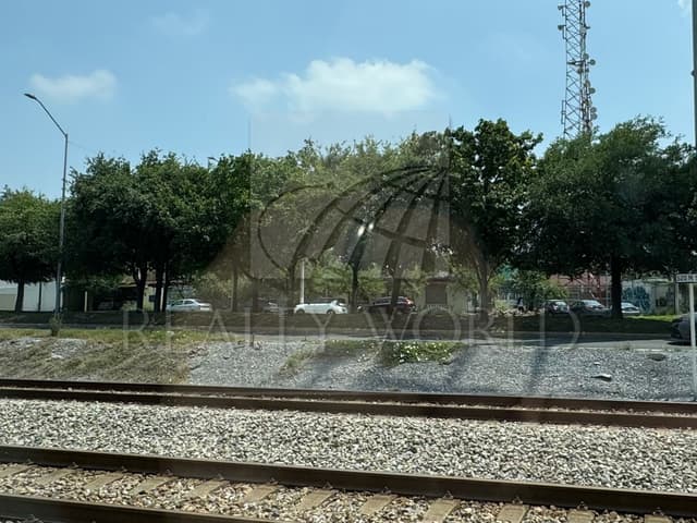 Locales en Venta en Villa Universidad