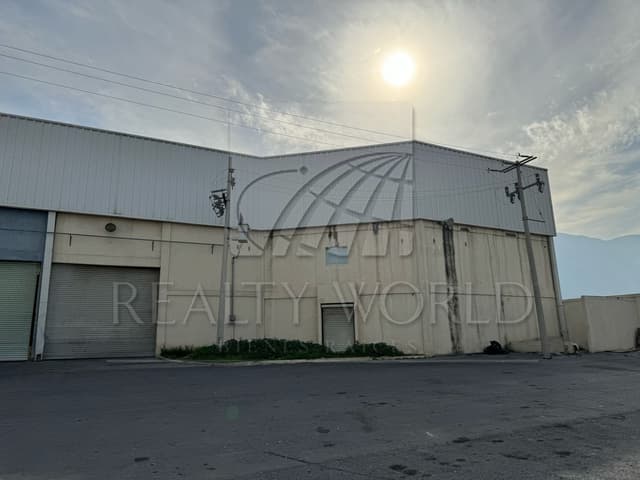 Bodegas en Renta en Lomas de Santa Catarina