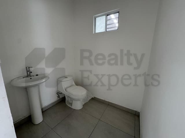 Bodegas en Renta en T.A.D. Pemex Refineria