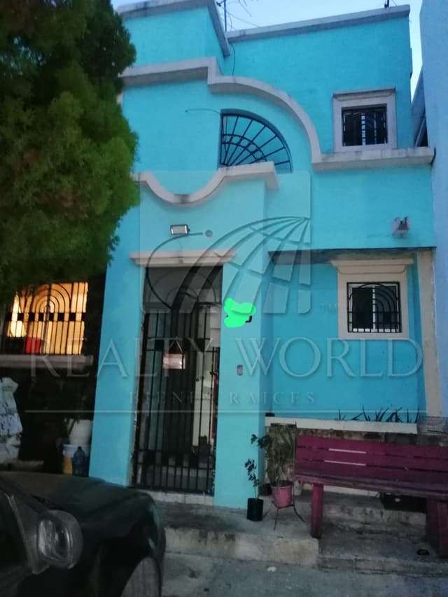 Casas en Venta en Jardines de Anáhuac