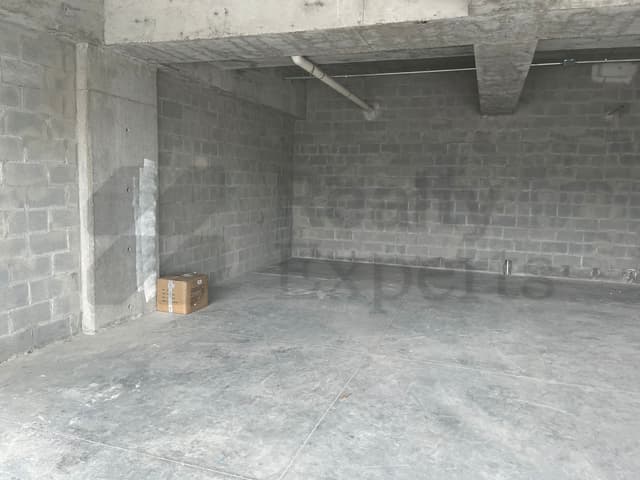 Locales en Venta en Cumbres 4to. Sector