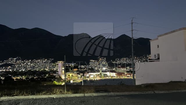 Terrenos en Venta en Los Milagros de Valle Alto