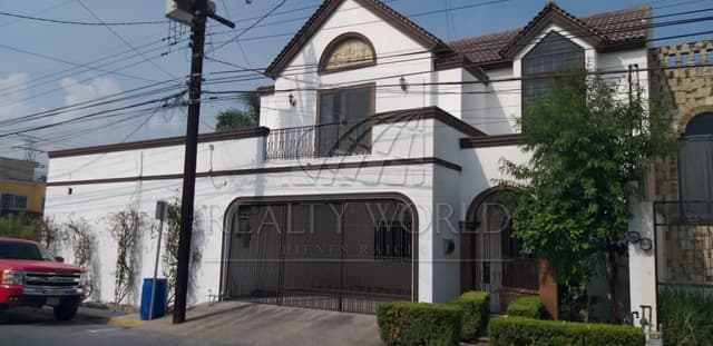 Casas en Venta en COLINAS DE SAN JERÓNIMO