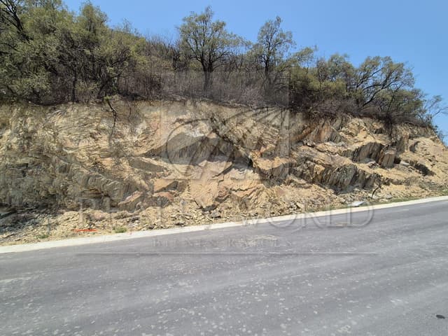 Terrenos en Venta en Loma Bonita