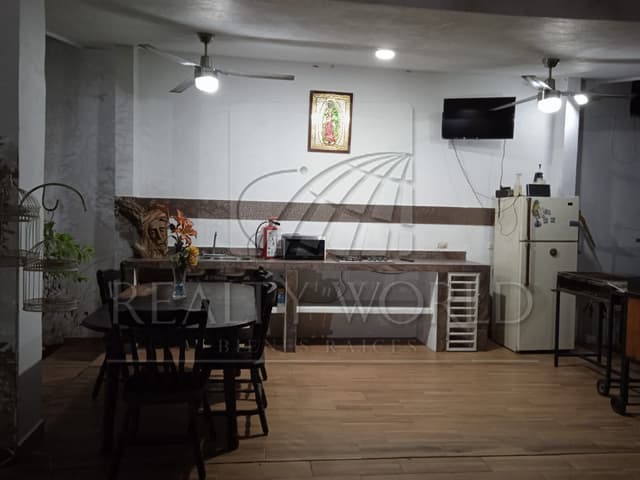 Casas en Venta en Rincón de la Sierra