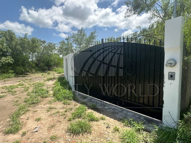 Terrenos en Venta en Santa María la Floreña