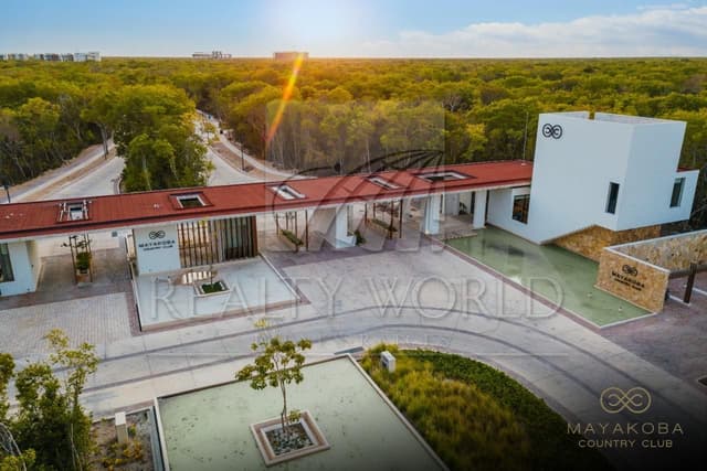 Terrenos en Venta en COUNTRY CLUB CIUDAD MAYAKOBA