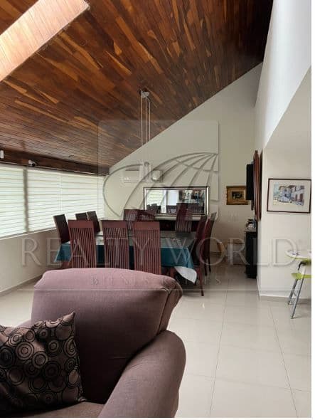 Casas en Venta en Cumbres 5to Sector