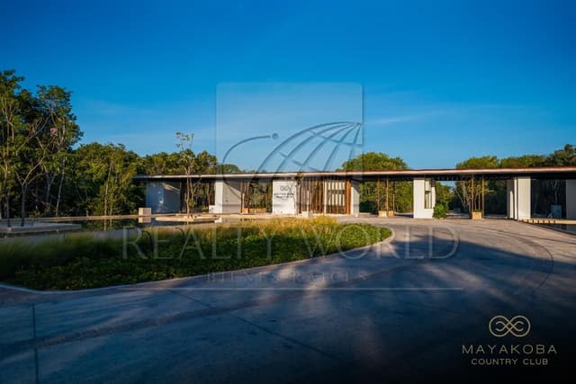Terrenos en Venta en COUNTRY CLUB CIUDAD MAYAKOBA
