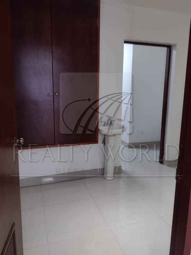 Edificio - Oficinas en Renta en Centro